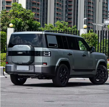 2025 BYD Fang Cheng Bao Tai 7 — photo 1